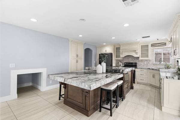 823 Rusty Branch Ave, Las Vegas, NV 89123-5355