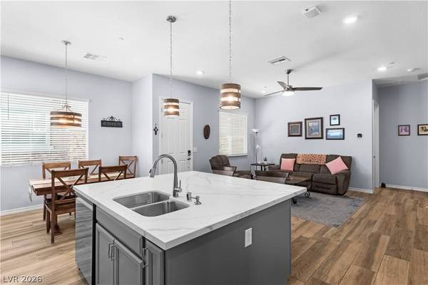 774 Lilac Oak ST, Henderson, NV 89011