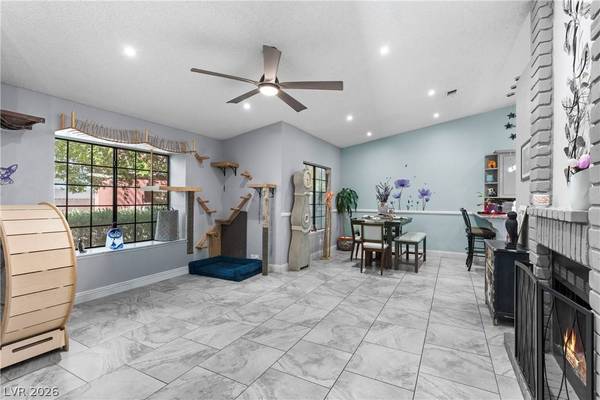 150 Drifting Sand CT, Henderson, NV 89074