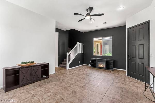 688 Canfield Point AVE, Las Vegas, NV 89183