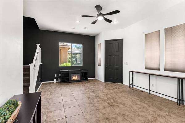 688 Canfield Point AVE, Las Vegas, NV 89183