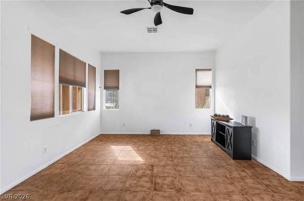 688 Canfield Point AVE, Las Vegas, NV 89183