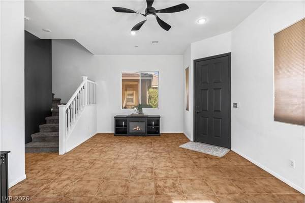 688 Canfield Point AVE, Las Vegas, NV 89183