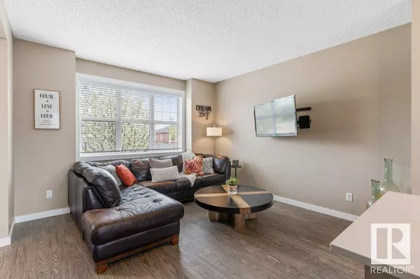 6152 ROSENTHAL WY NW, Edmonton, AB T5T 7A6