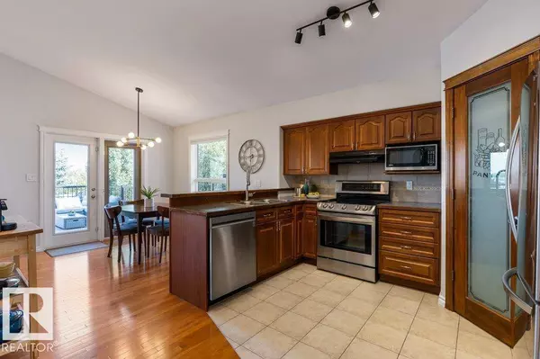 10616 183 AV NW, Edmonton, AB T5X 6G5