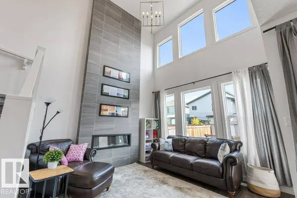 9639 224 ST NW, Edmonton, AB T5T 7K6