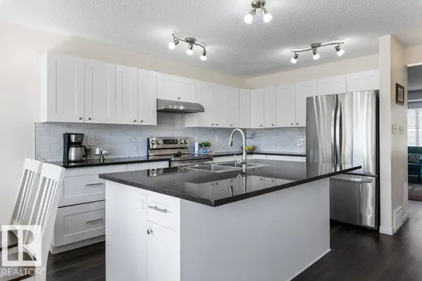 21247 91 AV NW, Edmonton, AB T5T 0W4