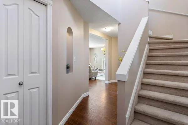 1119 Potter Greens NW, Edmonton, AB T5T 6A5