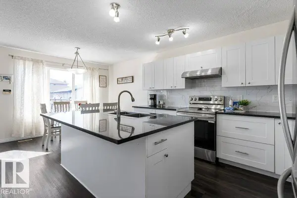 21247 91 AV NW, Edmonton, AB T5T 0W4