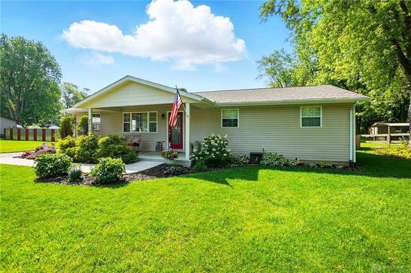 3713 Shawnee Trail, Jamestown Vlg, OH 45335