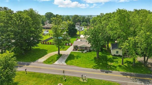 3713 Shawnee Trail, Jamestown Vlg, OH 45335