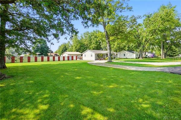 3713 Shawnee Trail, Jamestown Vlg, OH 45335