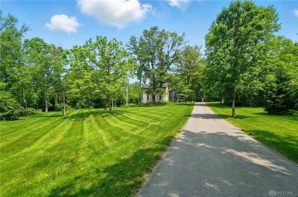 575 Nutt Road, Washington Twp, OH 45458