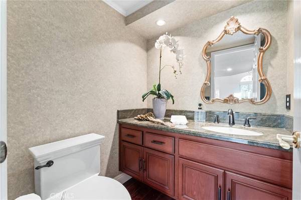 4 Morning Breeze, Irvine, CA 92603