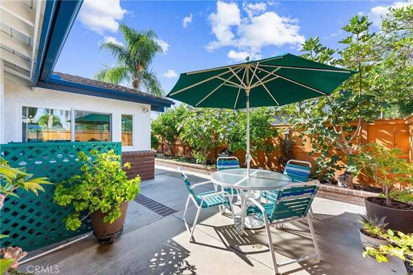 36 Oakdale, Irvine, CA 92604