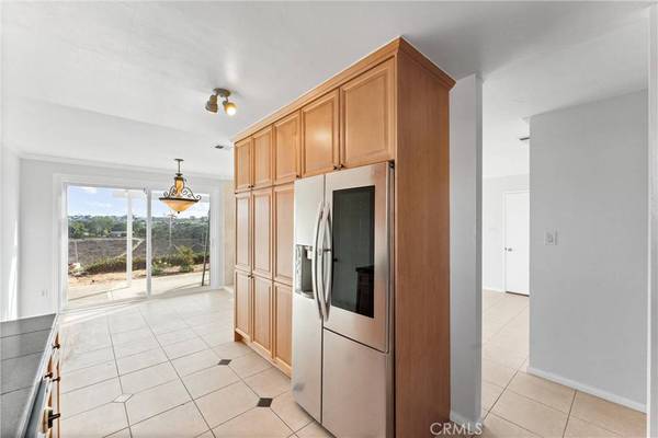2453 Cowley, San Diego, CA 92110