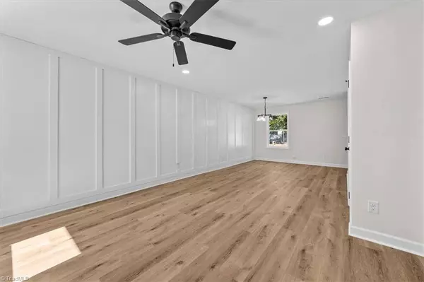 2105 Joe Louis AVE, Greensboro, NC 27401