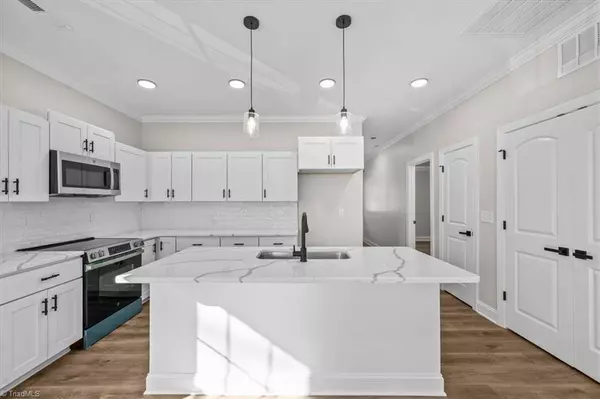 402 Walnut ST, High Point, NC 27260