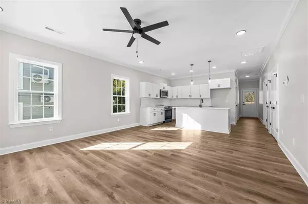 402 Walnut ST, High Point, NC 27260