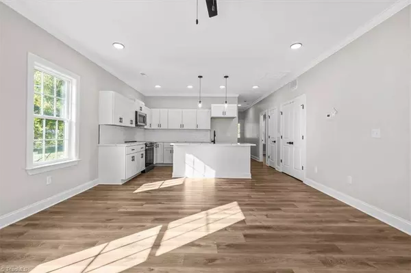 402 Walnut ST, High Point, NC 27260