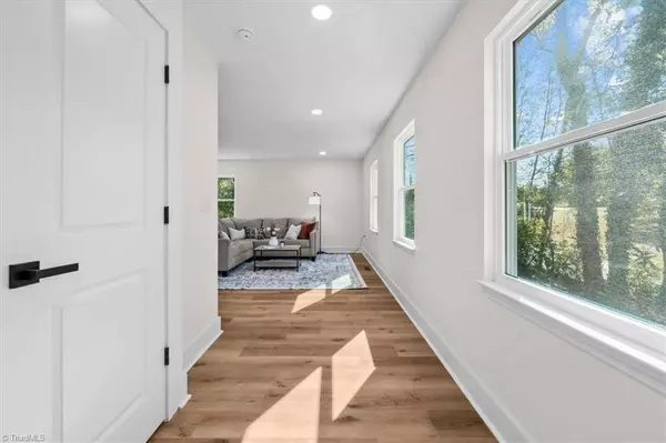 114 Eccles PL, High Point, NC 27260