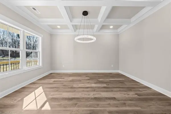 9131 Foxlair DR, Kernersville, NC 27284