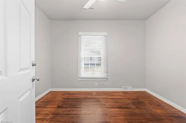 1752 Argonne BLVD, Winston-salem, NC 27107