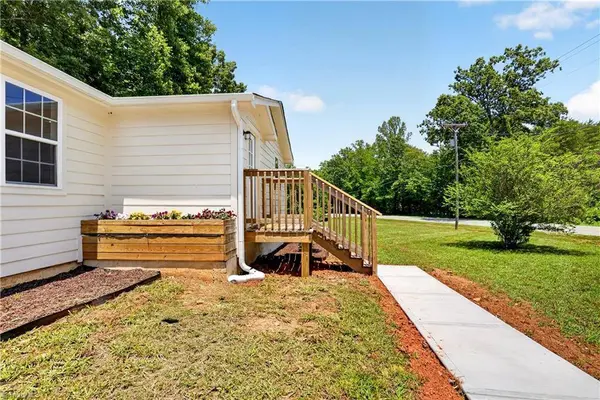 1724 Rock Creek Dairy RD, Whitsett, NC 27377