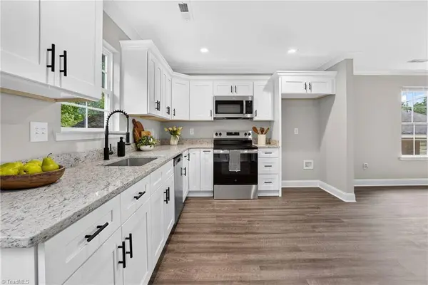 925 Randolph ST, High Point, NC 27260