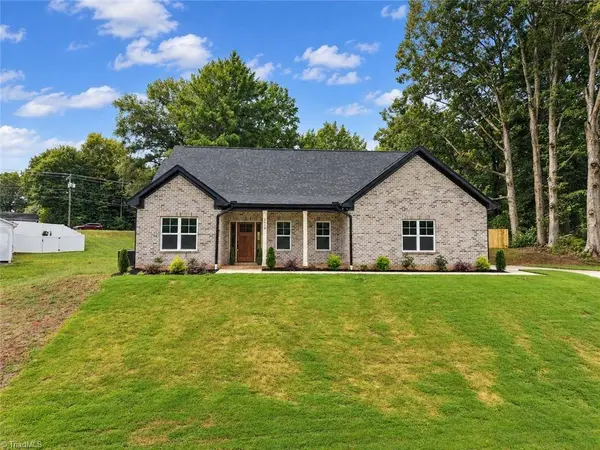 2410 Sedalia DR