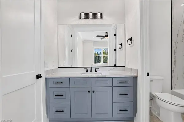 6998 Colleen CT, Summerfield, NC 27358
