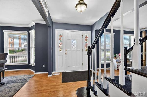 1 Belcourt CIR, St Charles, MO 63304