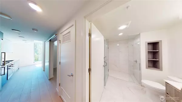 800 Columbia ST #702, Seattle, WA 98104