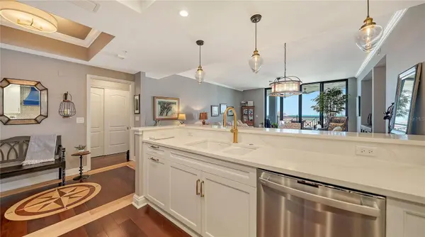 50 CENTRAL AVE #14B, Sarasota, FL 34236