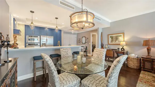 50 CENTRAL AVE #14B, Sarasota, FL 34236