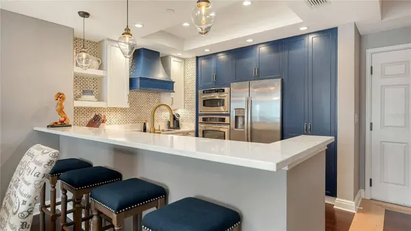 50 CENTRAL AVE #14B, Sarasota, FL 34236