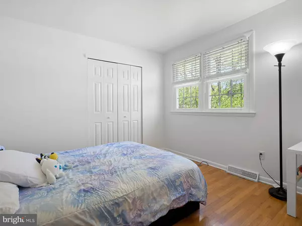 69 W CHEROKEE DR, Newark, DE 19713