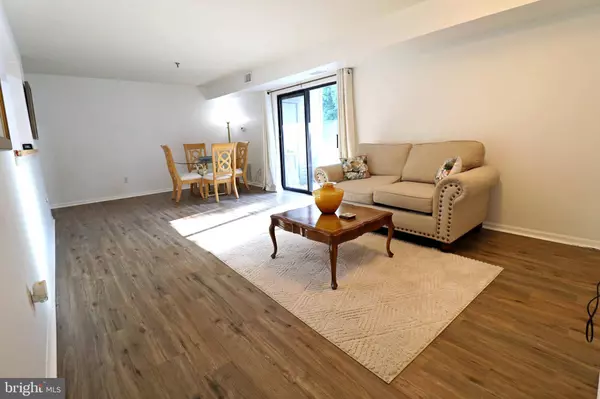 1024 GOVERNOR HOUSE CIR #112, Wilmington, DE 19809