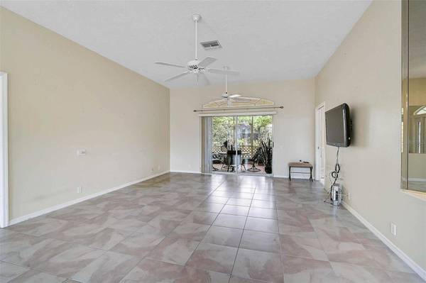 4516 27TH AVE W, Bradenton, FL 34209