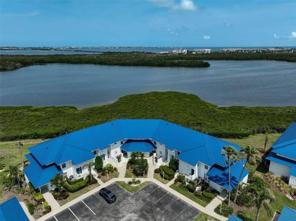 939 SANDPIPER CIR, Bradenton, FL 34209