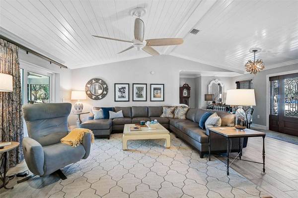 16918 WATERLINE RD, Bradenton, FL 34212