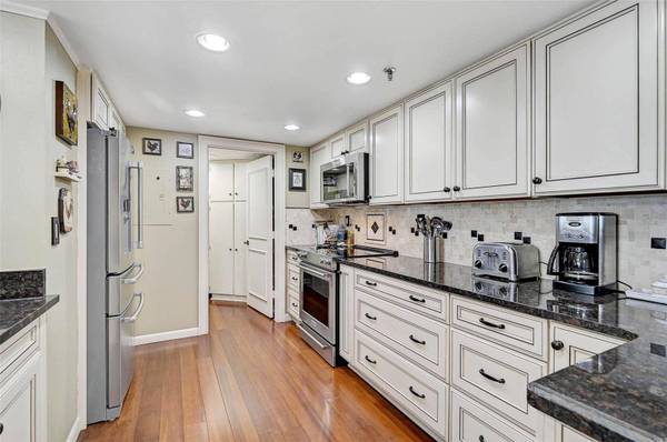 6372 PALMA DEL MAR BLVD S #503, St Petersburg, FL 33715