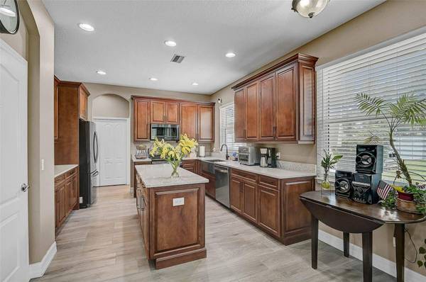 5429 LAKEHURST CT, Palmetto, FL 34221