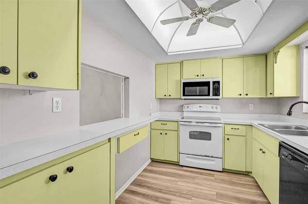 1009 75TH STREET Pkwy W, Bradenton, FL 34209