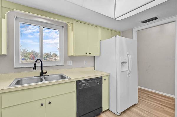 1009 75TH STREET Pkwy W, Bradenton, FL 34209