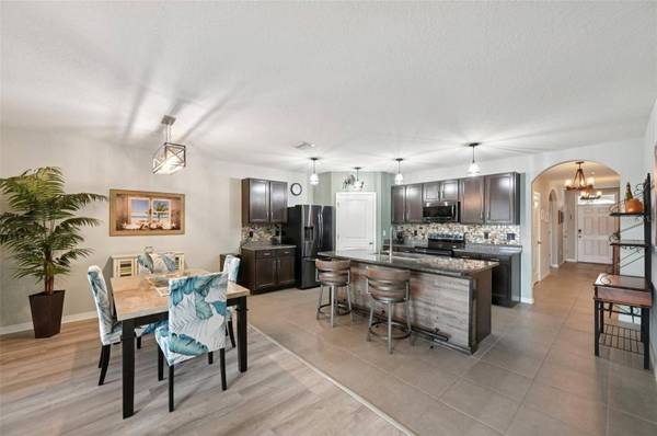 4527 WILLOW HAMMOCK DR, Palmetto, FL 34221