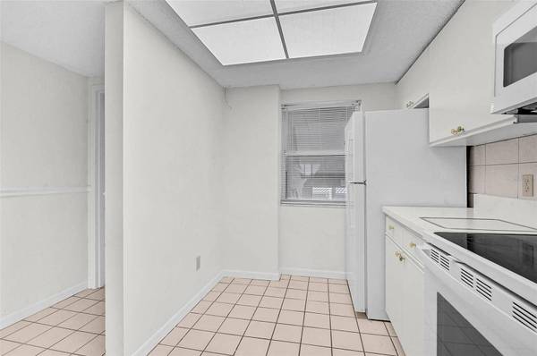 2320 TERRA CEIA BAY BLVD #202, Palmetto, FL 34221