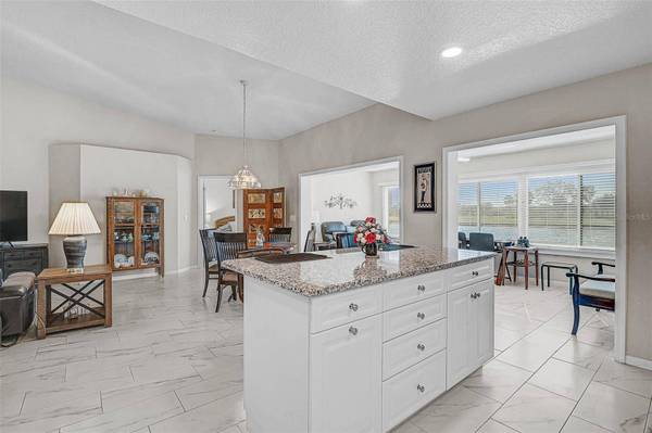 1611 FAIRWAY OAKS DR, Palmetto, FL 34221