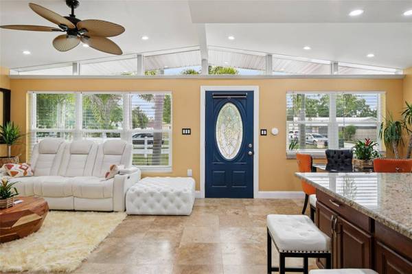 3925 PRADO DR, Sarasota, FL 34235