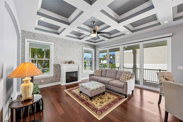 8174 17TH AVE W, Bradenton, FL 34209